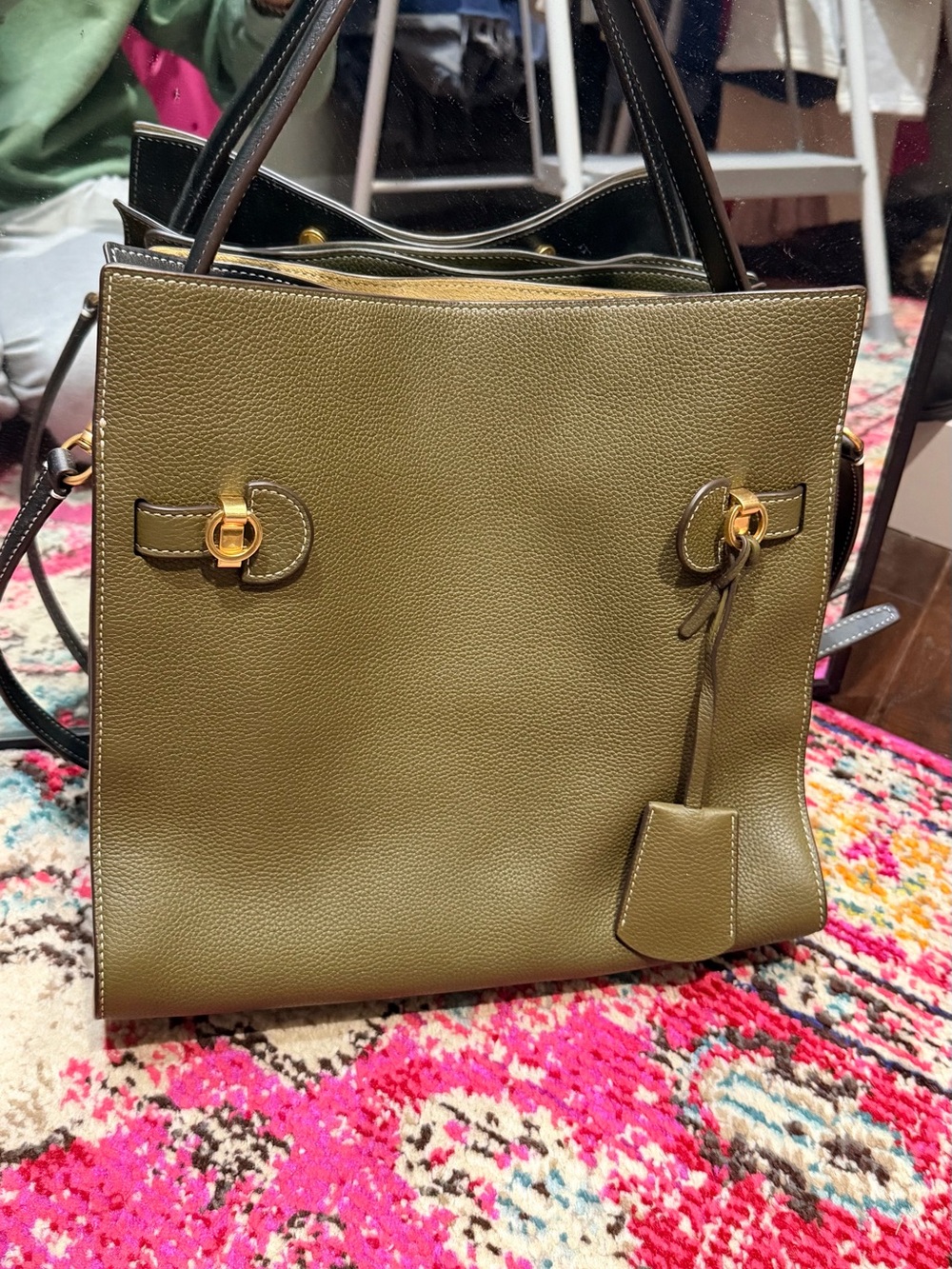 Tory Burch Lee Radziwill Olive Green Leather Tote with Gold Hardware - Picture 2 of 13